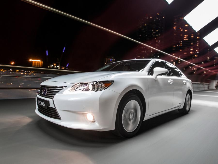  Lexus ES300h 2013 года  (AU) (фото 9 из 14)